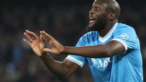 Razões para a Queda Severa de Desempenho de Romelu Lukaku